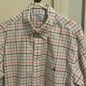 Large button down causal shirt